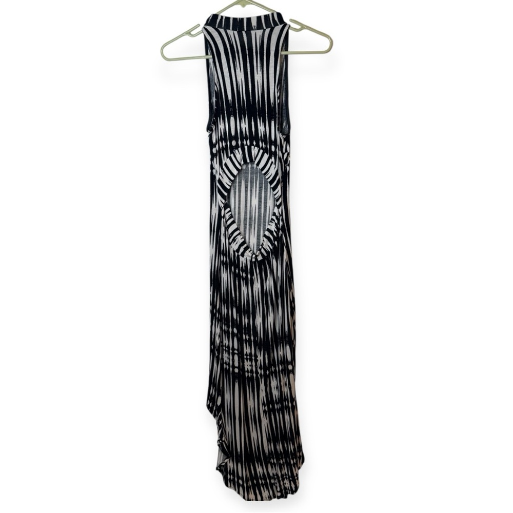 Venus Black & White High Neck Maxi Dress Small Open Back High-Low Slit - Picture 4 of 4